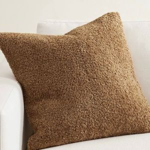 🤎Pottery Barn Cozy Teddy Pillow sham pair. 30”x30” Tobacco, New With Tags🤎